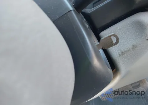 2000 Saturn Ls z USA, uszkodzony, nr VIN 1G8JS52F9YY679884